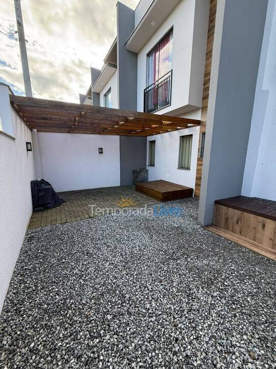 House for vacation rental in São Francisco do Sul (Praia Grande)