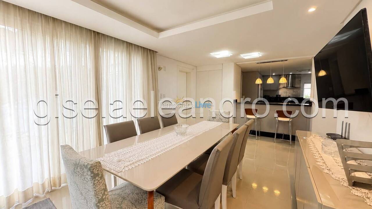 Casa para aluguel de temporada em Florianopolis (Jurerê Internacional)