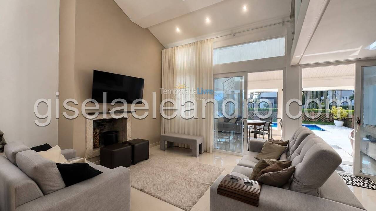 Casa para aluguel de temporada em Florianopolis (Jurerê Internacional)