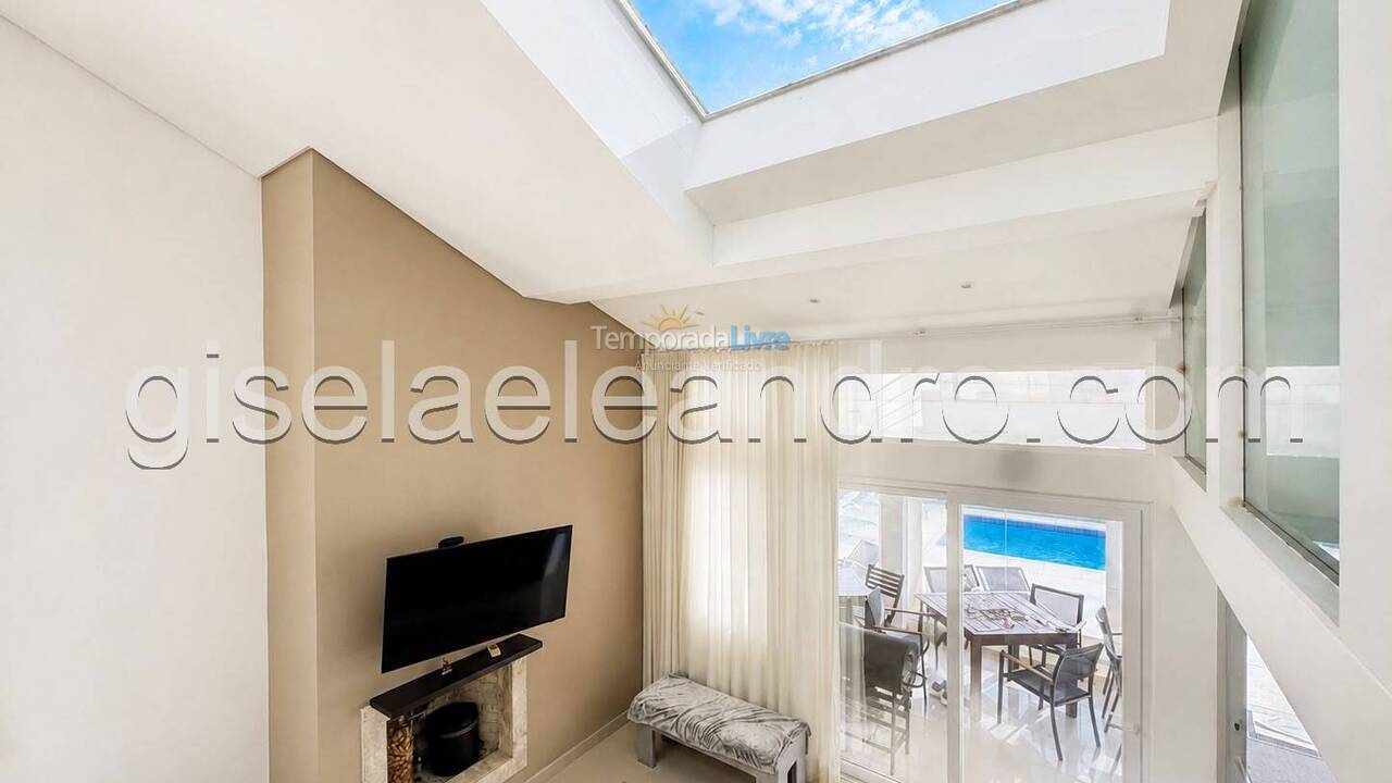 Casa para aluguel de temporada em Florianopolis (Jurerê Internacional)