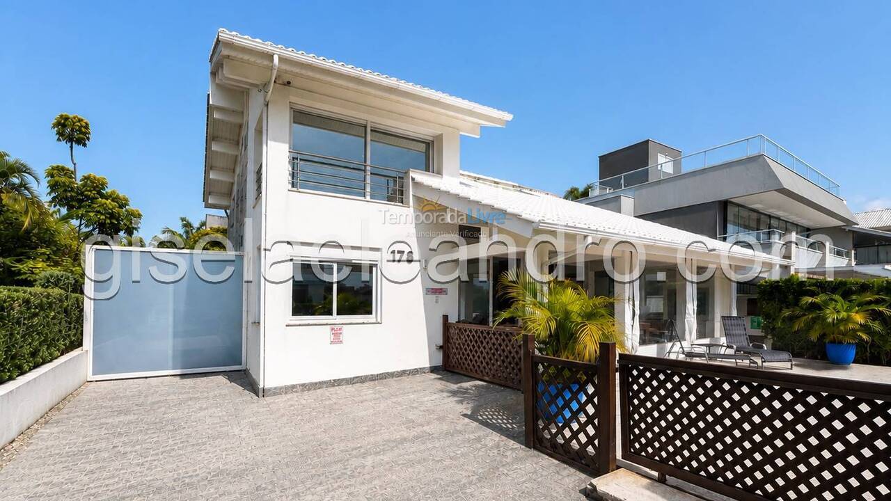 Casa para aluguel de temporada em Florianopolis (Jurerê Internacional)