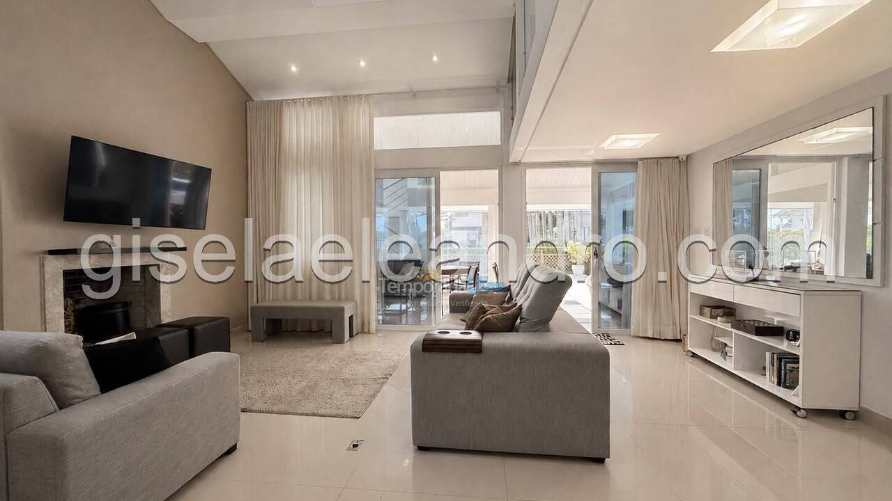 Casa para aluguel de temporada em Florianopolis (Jurerê Internacional)