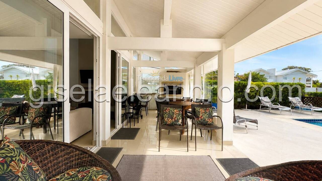 Casa para aluguel de temporada em Florianopolis (Jurerê Internacional)
