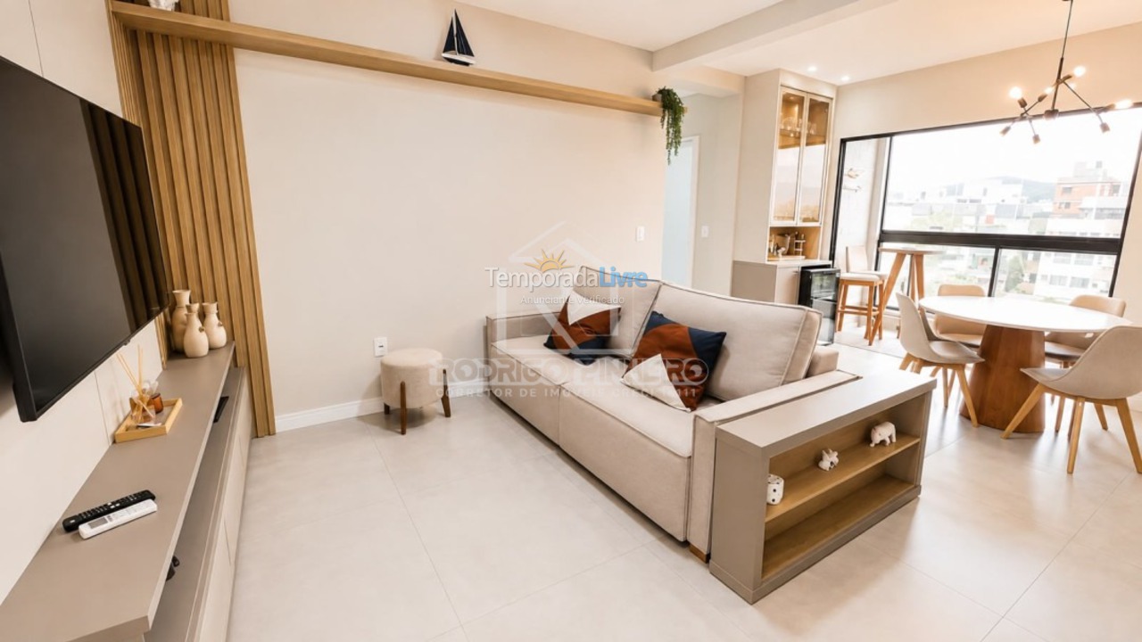 Apartment for vacation rental in Bombinhas (Mariscal)