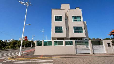 Apartamento para 4 personas en la playa de Mariscal con piscina.