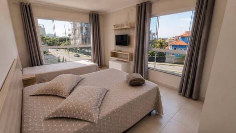 Apartamento para 4 personas en la playa de Mariscal con piscina.