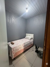 Affordable 2-Bedroom Studio Apartment – Near Catuaí Shopping Mall and Airport