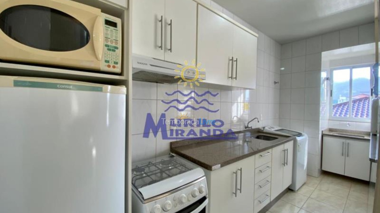 Apartamento para alquiler de vacaciones em Governador Celso Ramos (Praia de Palmas)