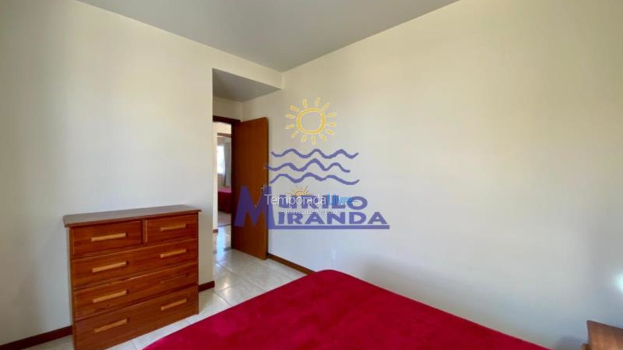 Apartamento para alquiler de vacaciones em Governador Celso Ramos (Praia de Palmas)