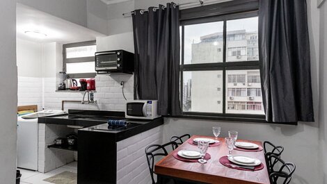 Apartamento em Copacabana, Praia e Conforto para 4