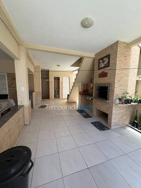 Casa para alquiler de vacaciones em Itapema (Centro)