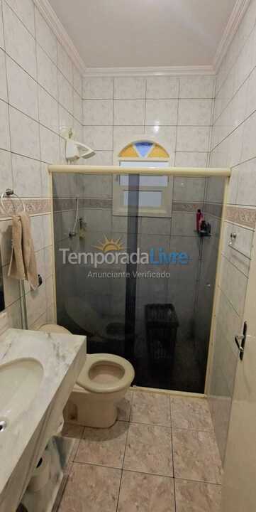 Casa para aluguel de temporada em Ubatuba (Maranduba)