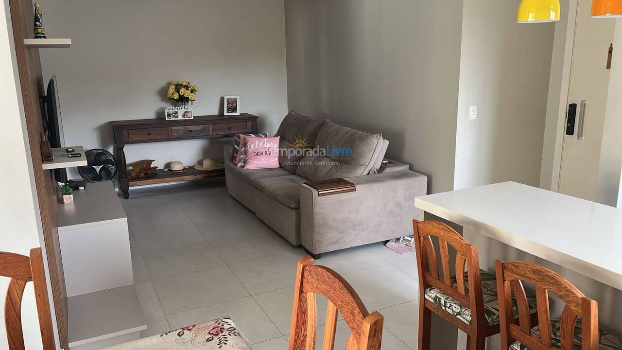 Apartamento para alquiler de vacaciones em Governador Celso Ramos (Praia de Palmas)