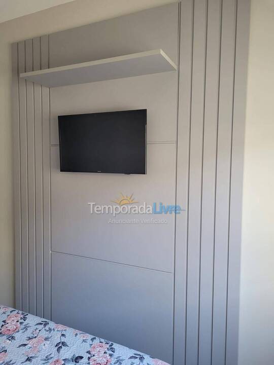 Apartamento para alquiler de vacaciones em Governador Celso Ramos (Praia de Palmas)