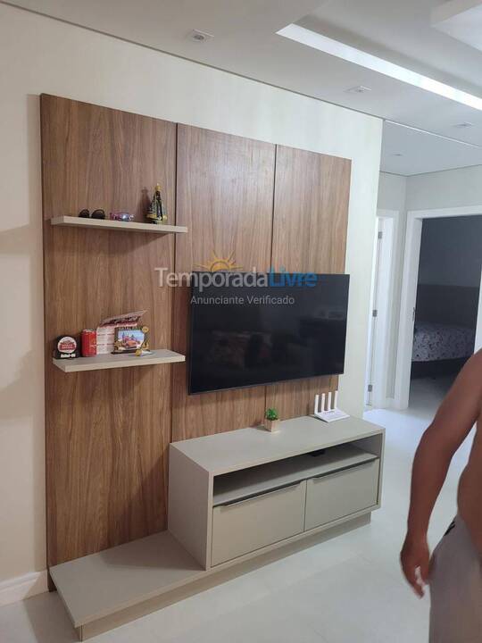 Apartamento para alquiler de vacaciones em Governador Celso Ramos (Praia de Palmas)