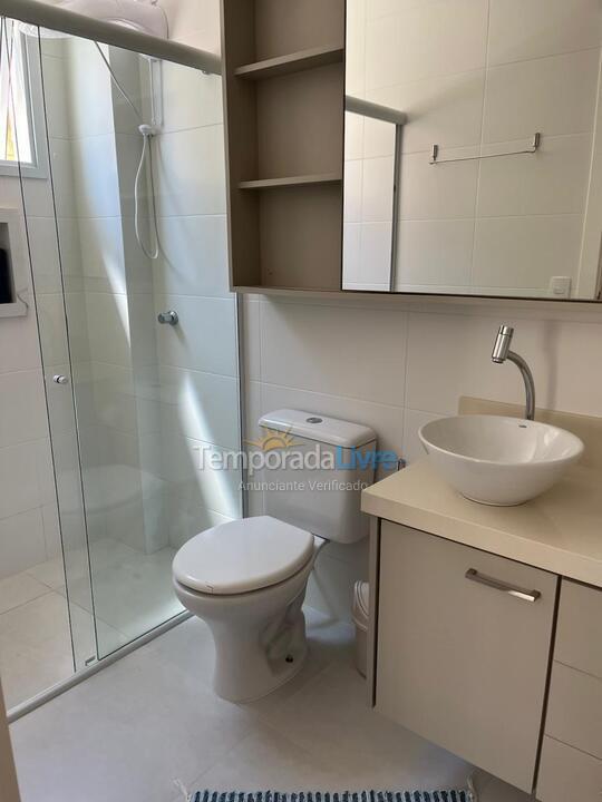 Apartamento para alquiler de vacaciones em Governador Celso Ramos (Praia de Palmas)
