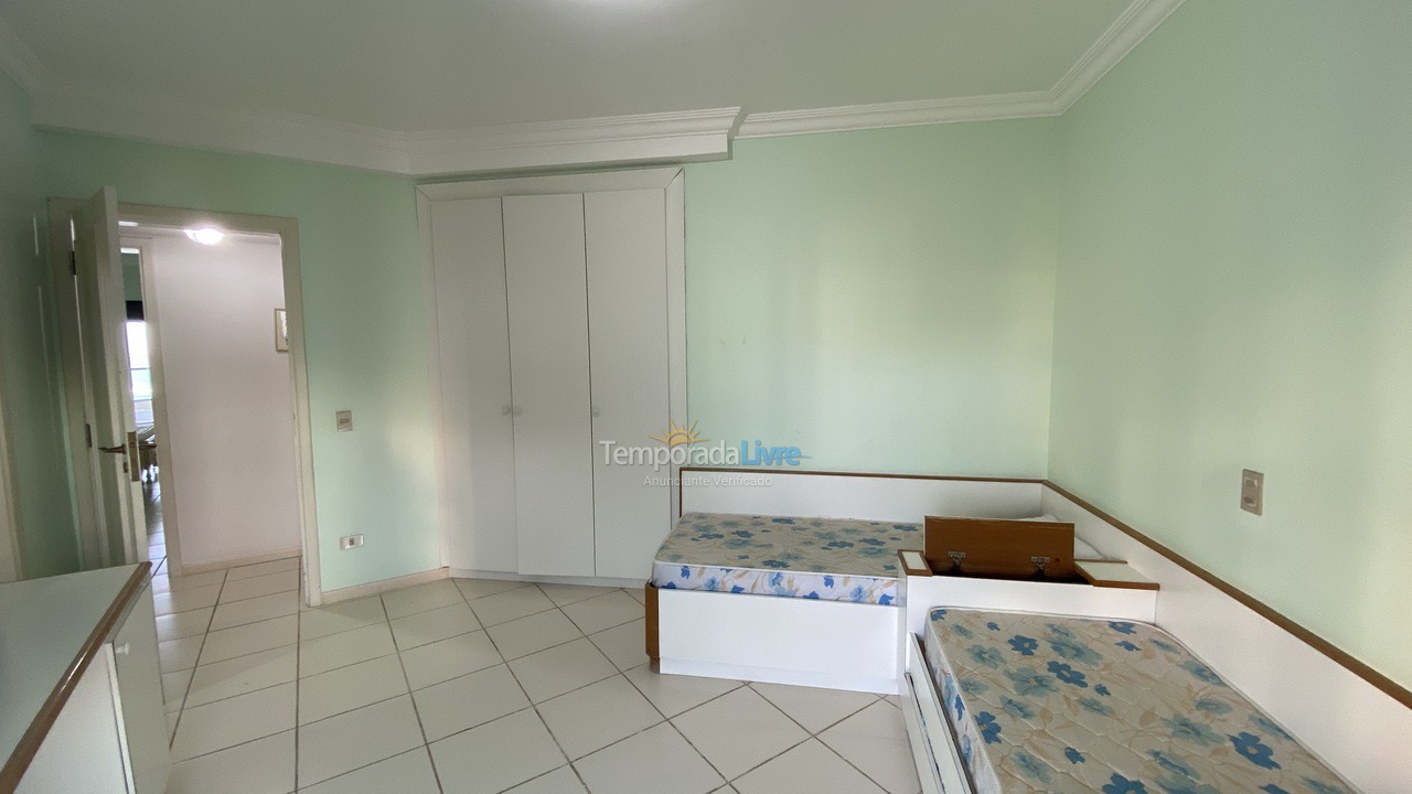 Apartment for vacation rental in Bertioga (Riviera de São Lourenço)