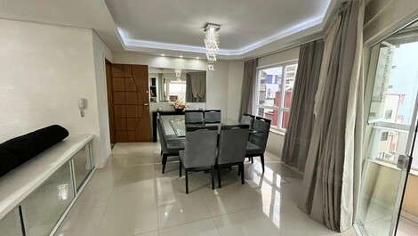🏖️ SEASONAL RENTAL – SECOND BLOCK FROM THE BEACH | MEIA PRAIA