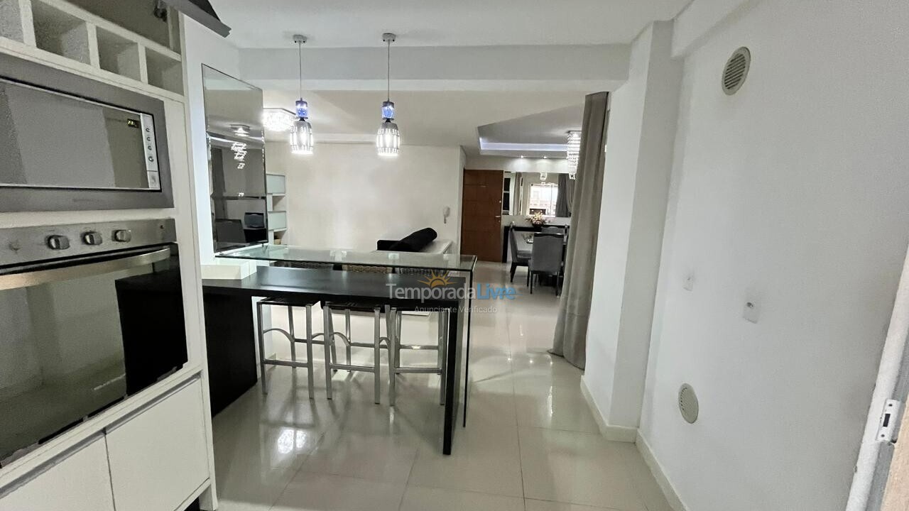 Apartment for vacation rental in Itapema (Meia Praia)