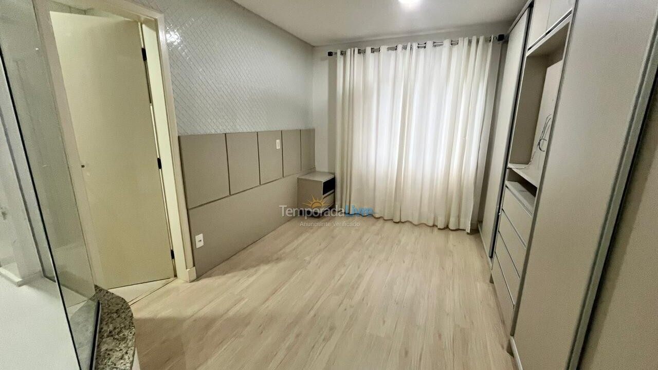 Apartment for vacation rental in Itapema (Meia Praia)