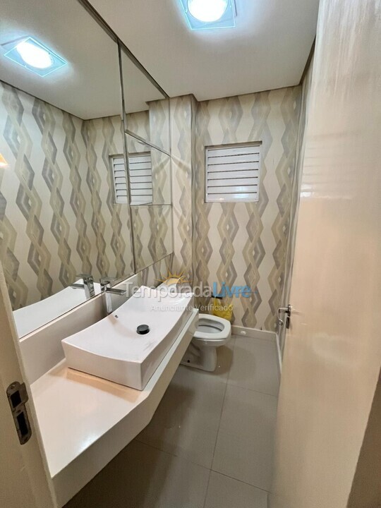 Apartment for vacation rental in Itapema (Meia Praia)
