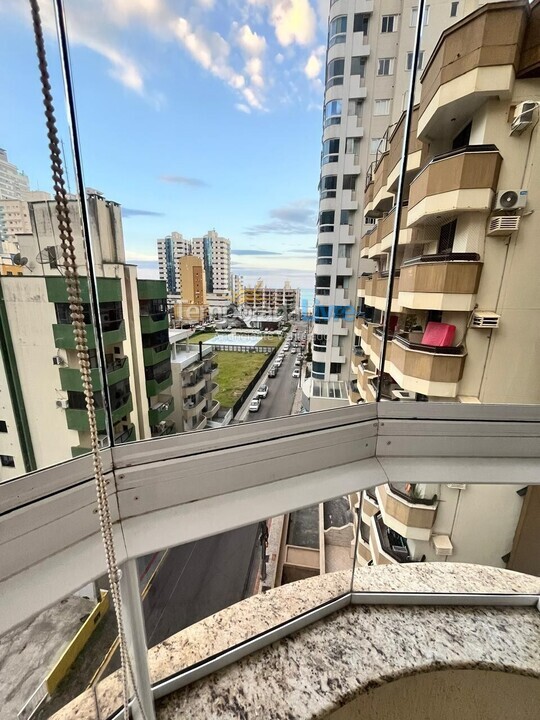 Apartment for vacation rental in Itapema (Meia Praia)