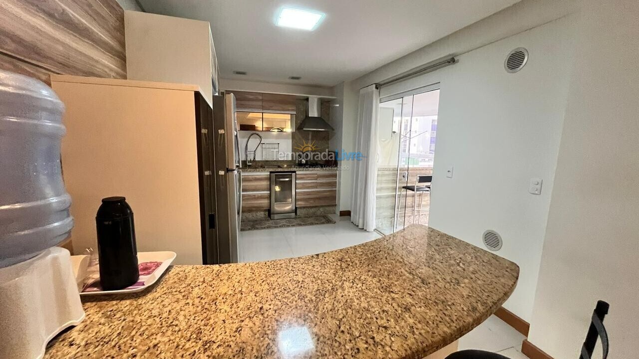 Apartamento para aluguel de temporada em Itapema (Meia Praia)