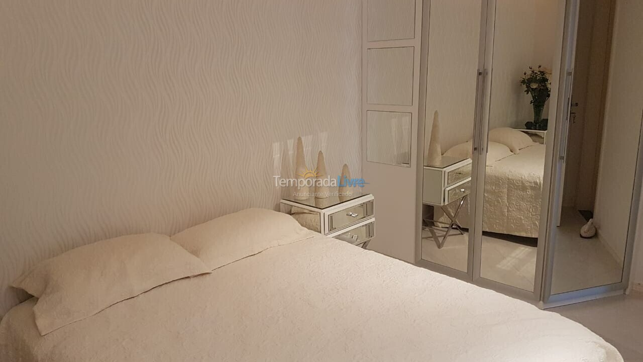 Apartamento para alquiler de vacaciones em Itapema (Meia Praia Frente Mar)