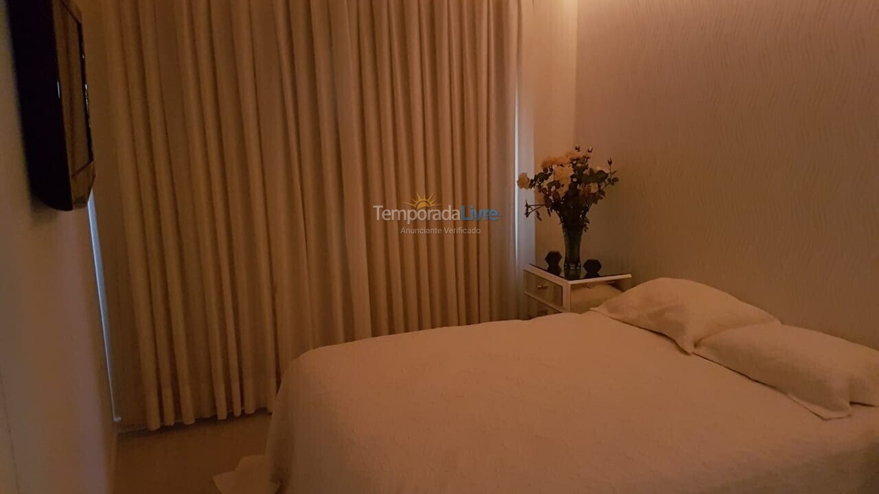Apartamento para alquiler de vacaciones em Itapema (Meia Praia Frente Mar)