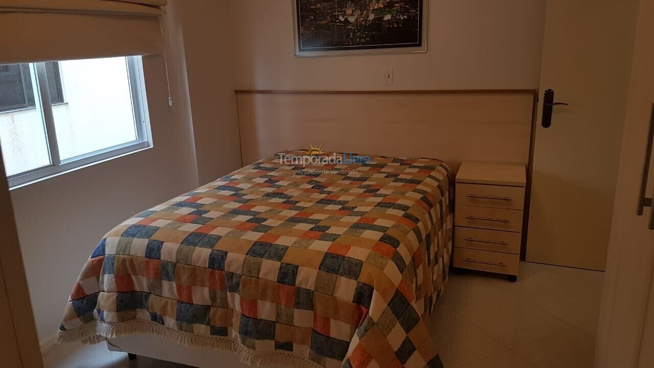 Apartamento para alquiler de vacaciones em Itapema (Meia Praia Frente Mar)