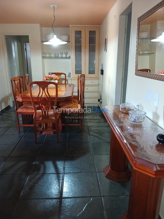 Apartamento para aluguel de temporada em Cabo Frio (Praia do Forte)