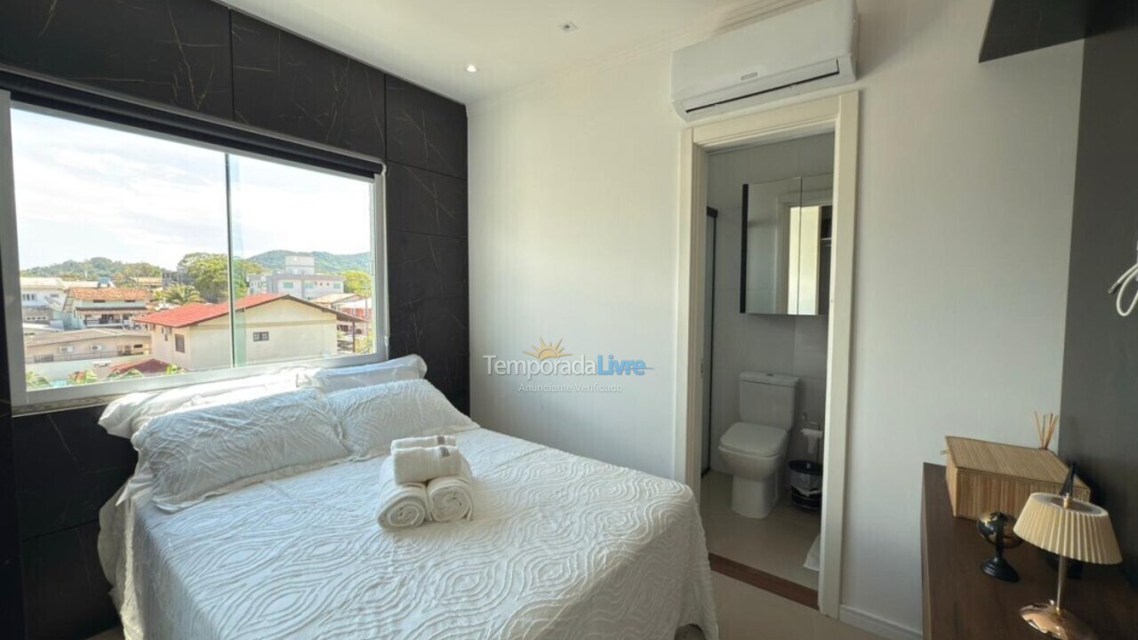 Apartment for vacation rental in Bombinhas (Bombas 115)