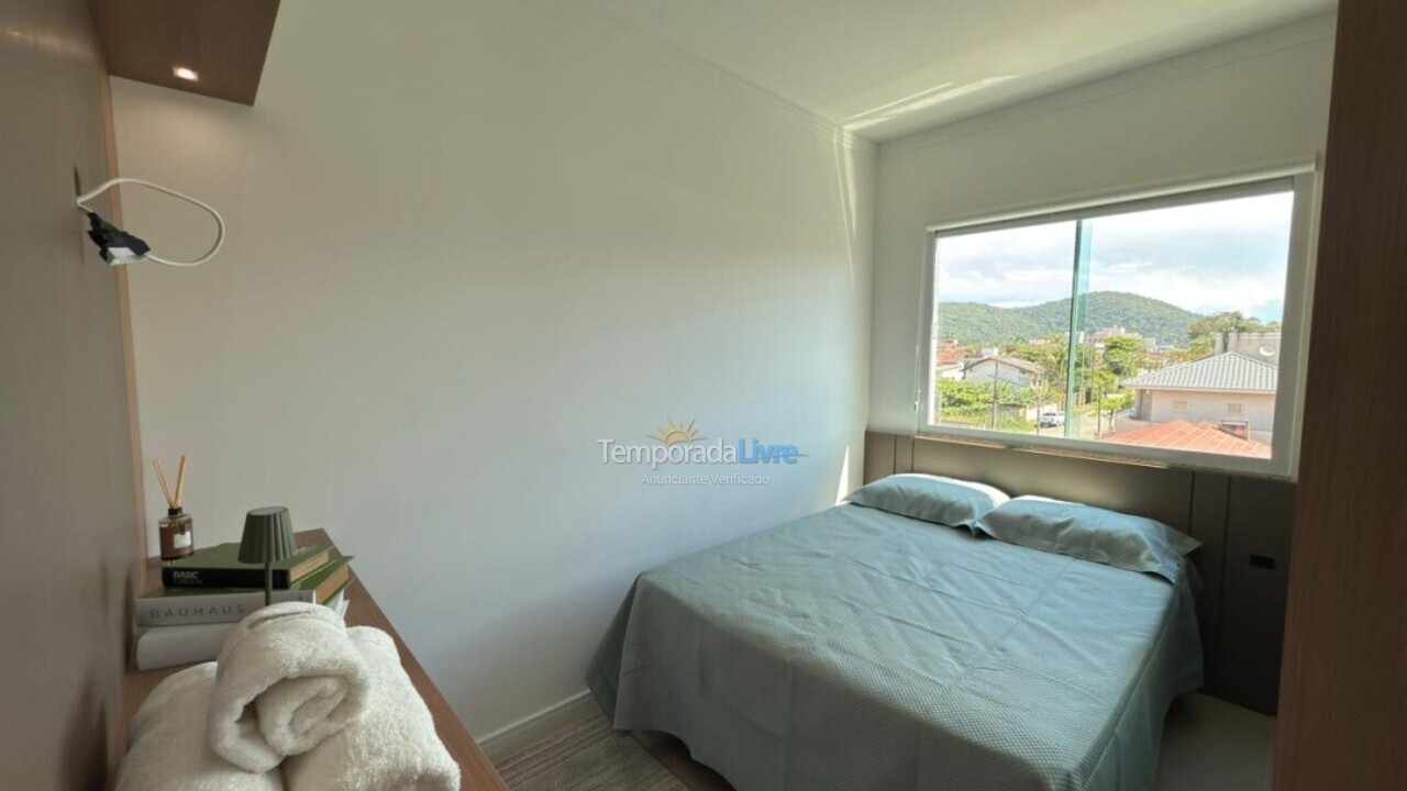 Apartment for vacation rental in Bombinhas (Bombas 115)