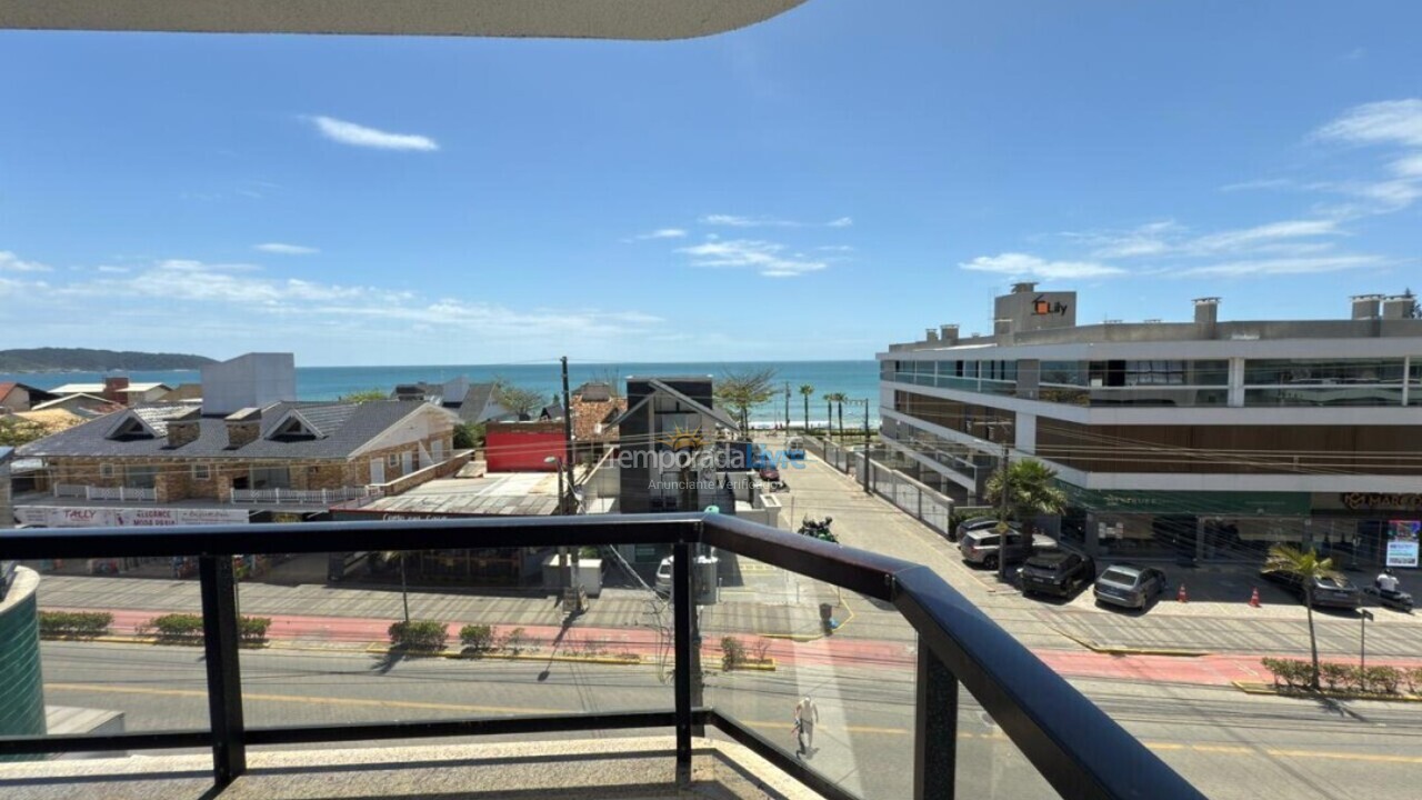 Apartment for vacation rental in Bombinhas (Bombas 011)