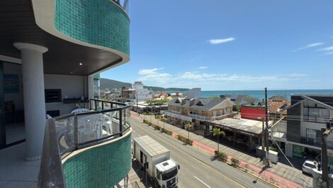 Ocean View Apartment – Vacation Rental