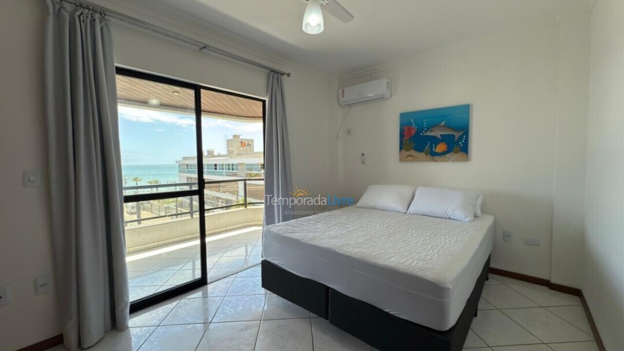 Apartment for vacation rental in Bombinhas (Bombas 011)