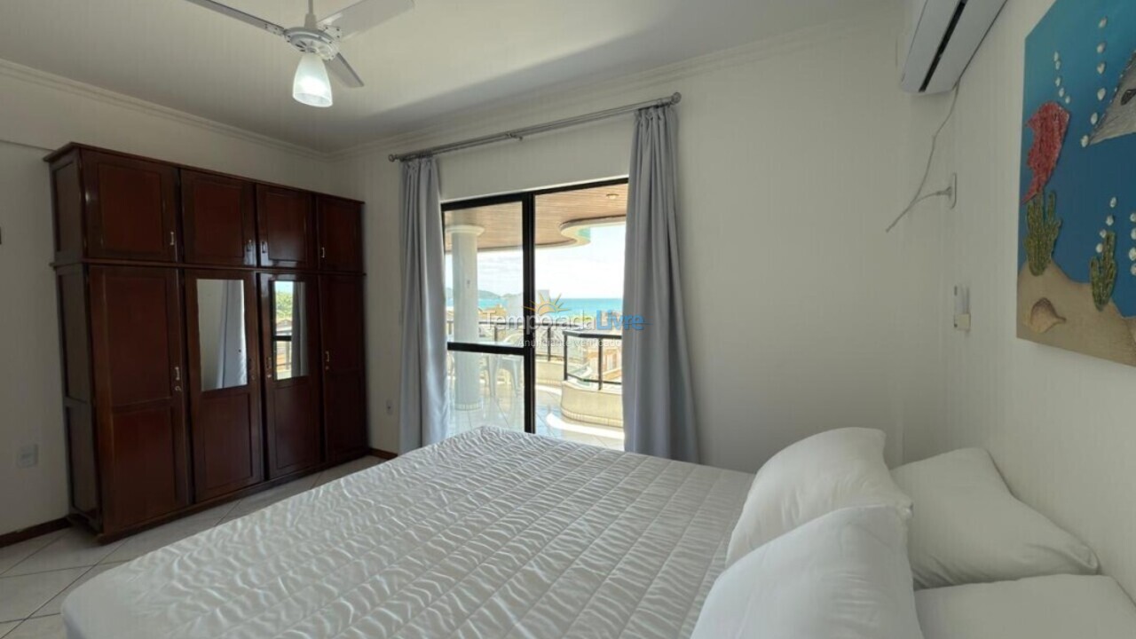Apartment for vacation rental in Bombinhas (Bombas 011)