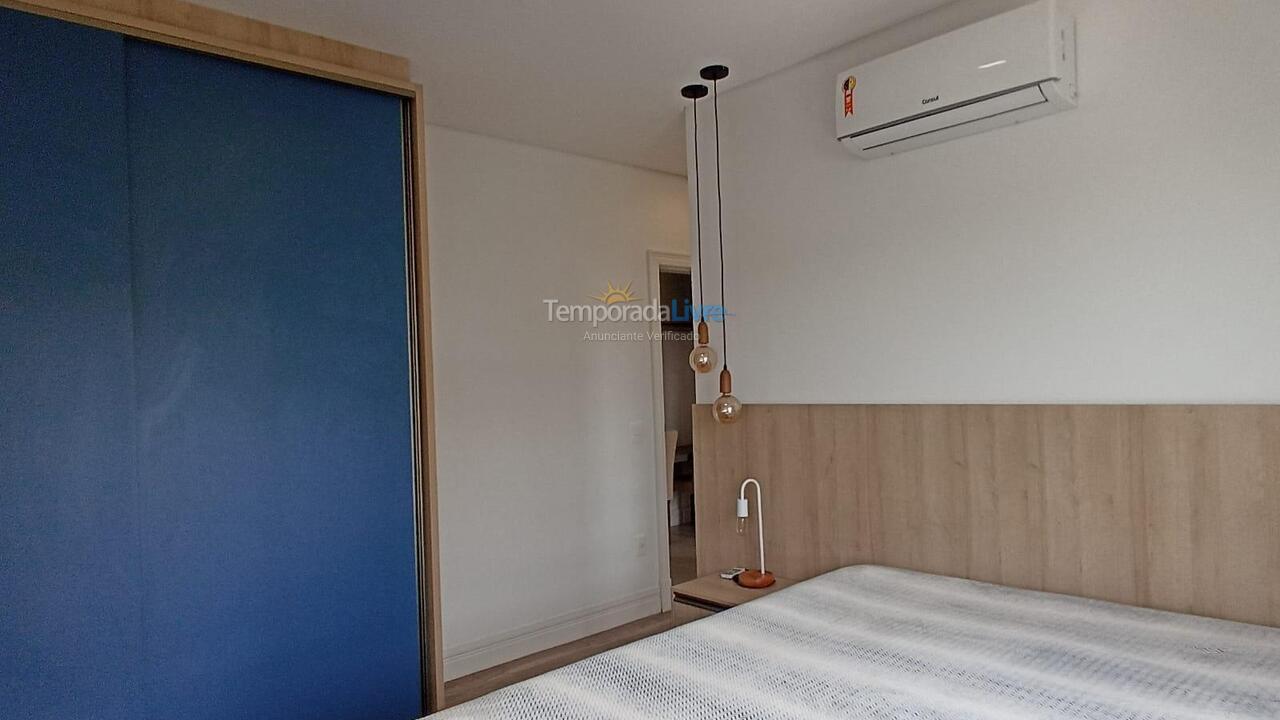 Apartment for vacation rental in Itapema (Centro)