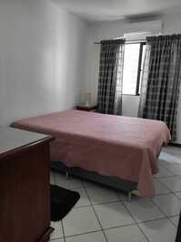 APARTAMENTO PARA ALQUILER DE TEMPORADA – A SEGUNDA CUADRA DE LA PLAYA