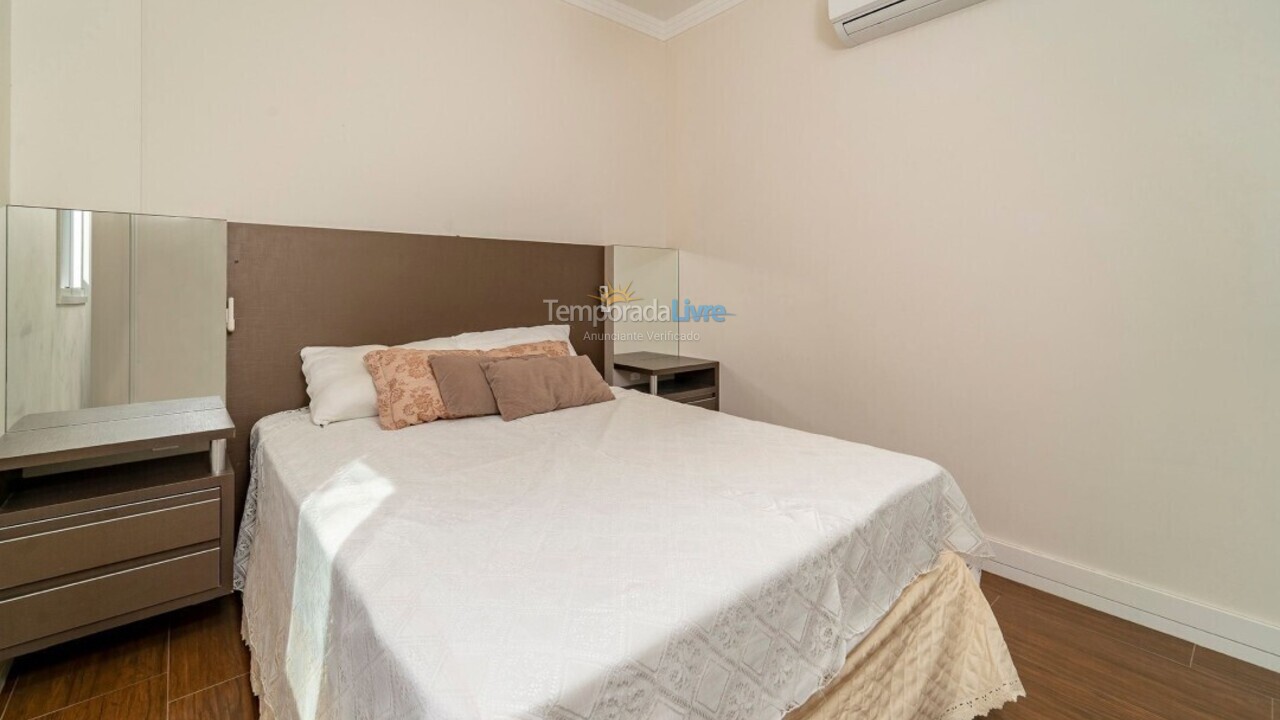 Apartment for vacation rental in 