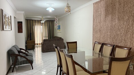 Well-located apartment in Bombas