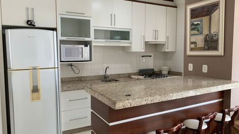 Apartamento frente a la playa para alquiler de temporada – Meia Praia