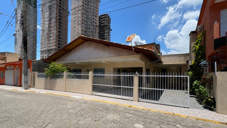 Casa para alquilar en Itapema - Centro