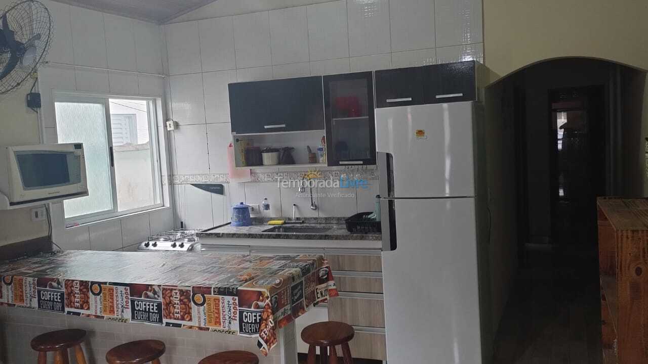 Casa para alquiler de vacaciones em Ubatuba (Maranduba)