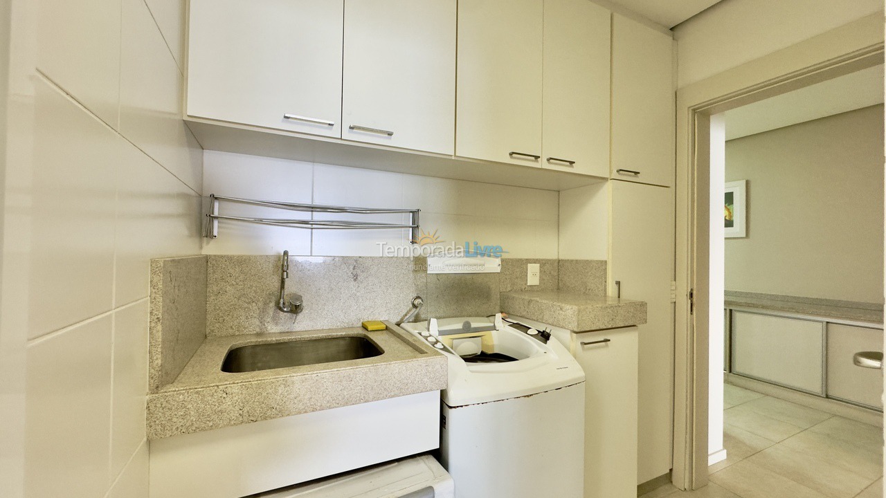 Apartment for vacation rental in Governador Celso Ramos (Praia de Palmas)