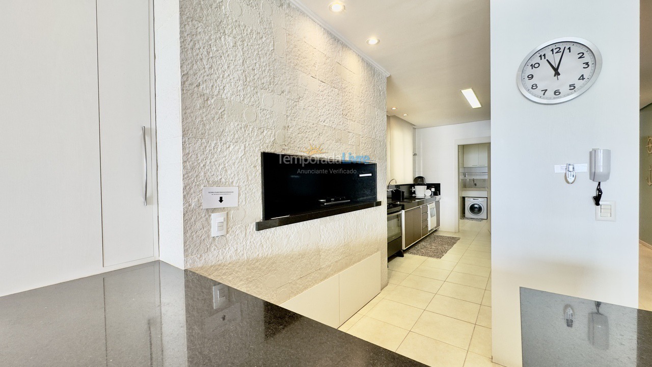 Apartment for vacation rental in Governador Celso Ramos (Praia de Palmas)
