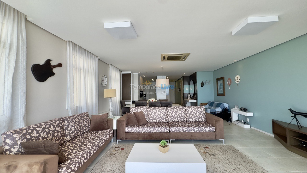 Apartment for vacation rental in Governador Celso Ramos (Praia de Palmas)