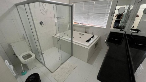 Maravilhosa Casa 8 Suítes no Arraial D’Ajuda p/20 Pessoas