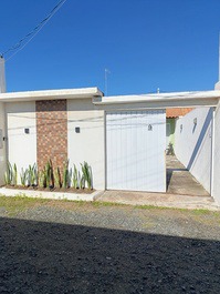Casa em residencial fechado 
