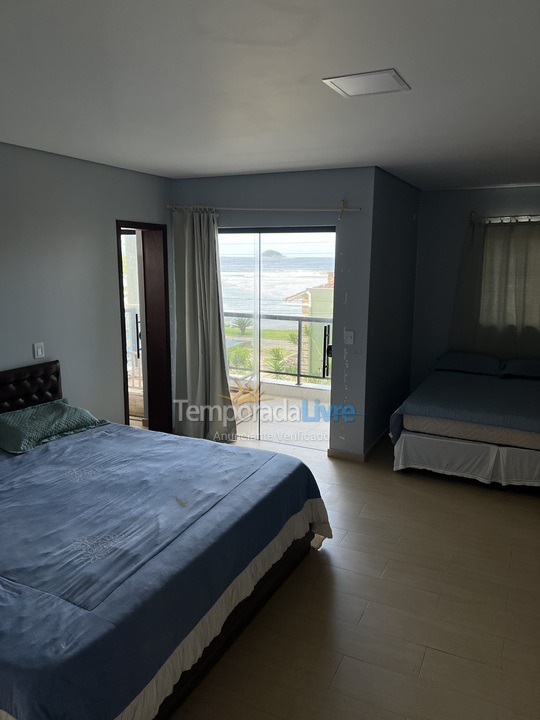 Casa para aluguel de temporada em São Francisco do Sul (Ubatuba)
